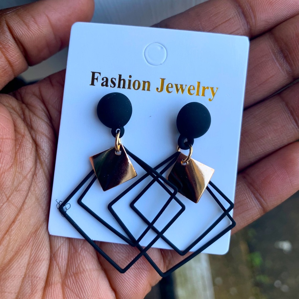 Geometric earrings